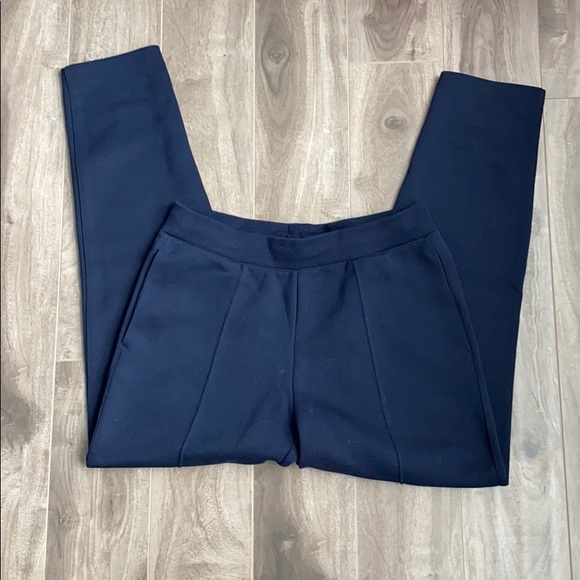 Women’s Uniqlo navy joggers - Picture 2 of 5